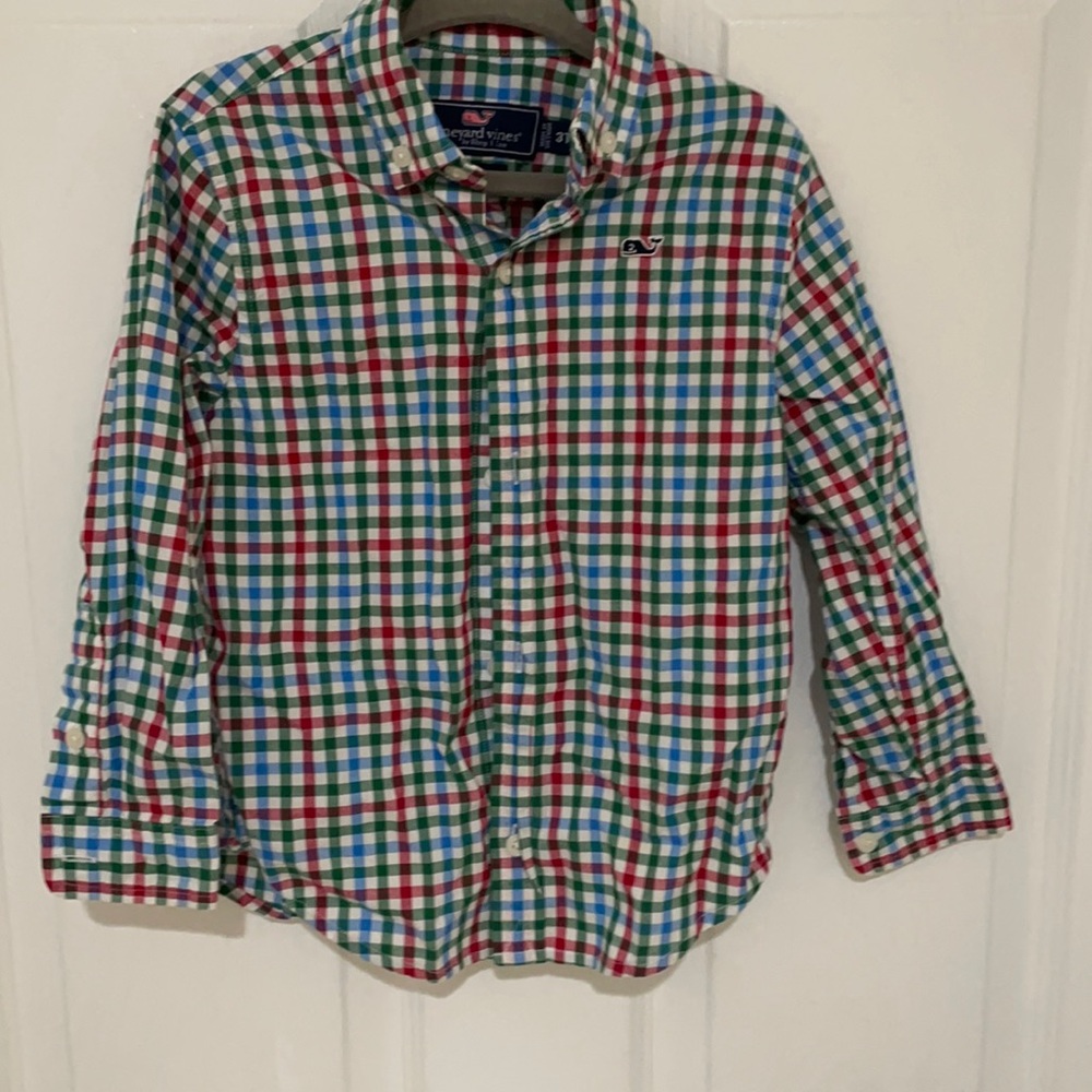 Vineyard Vines Button Down shirt